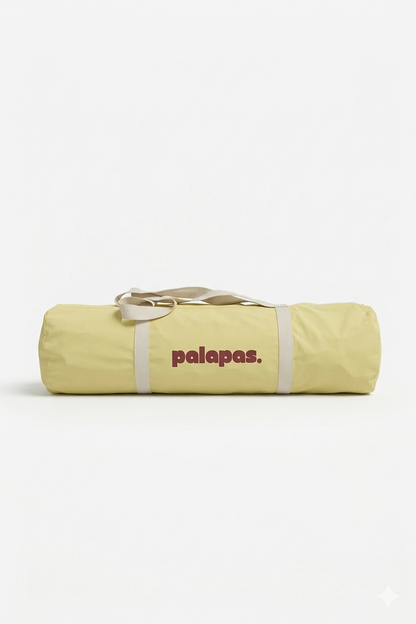 Palapas Hossegor pliée dans son sac de transport 5 kg