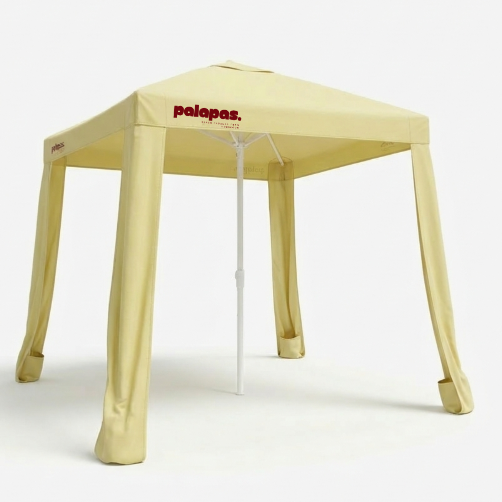 La Palapas Hossegor déployée sur la plage vue de face